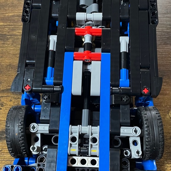 Lego McLaren Senna - used with box - Picture 10 of 16